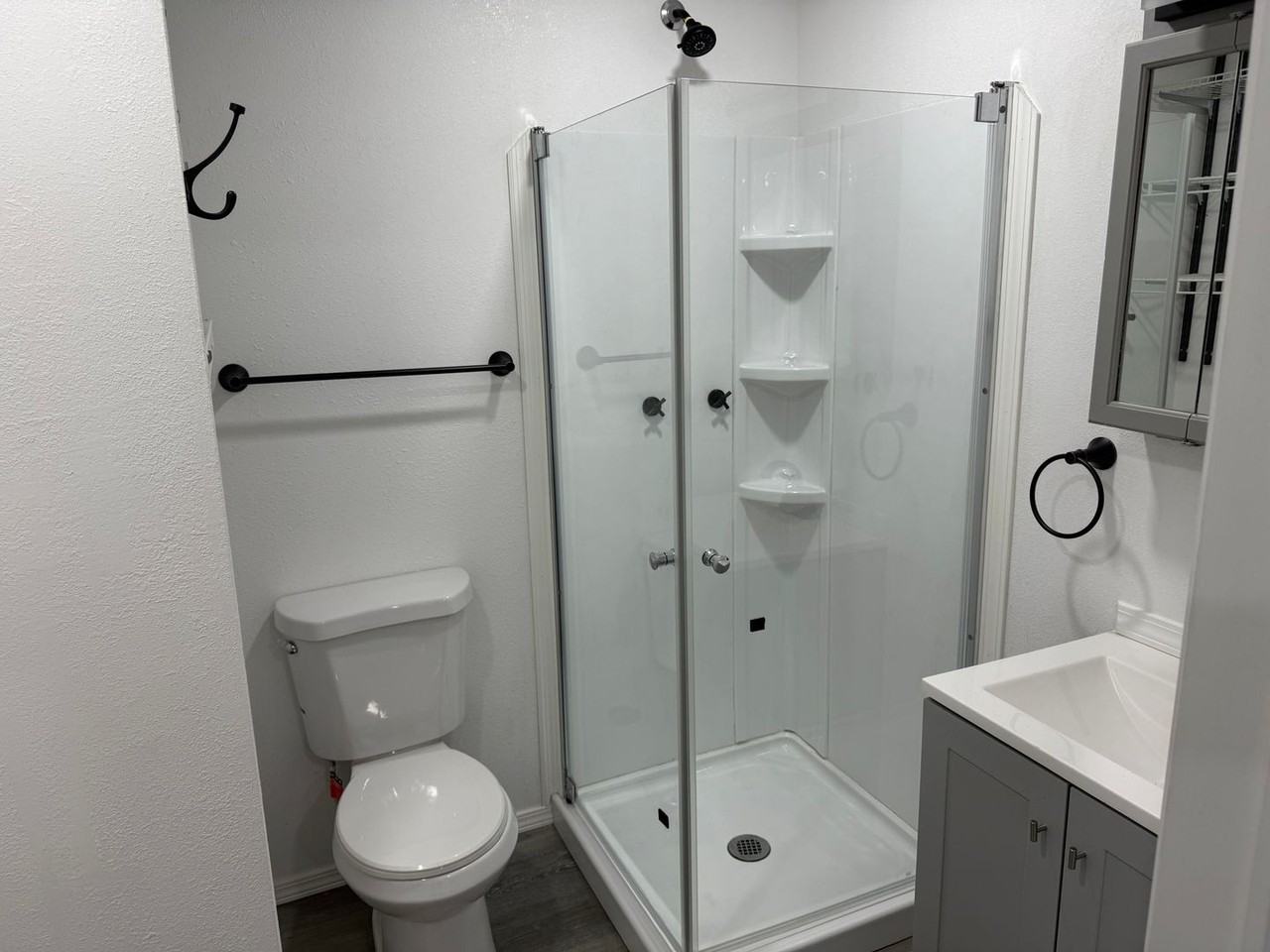625 Nelson St - Photo 5 of 8