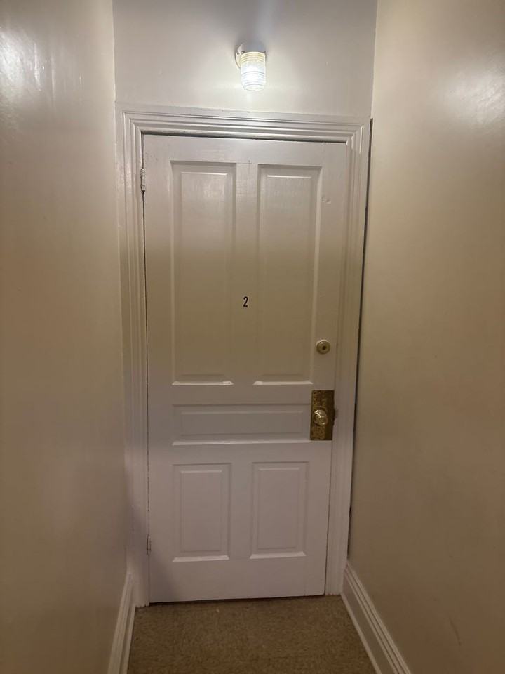 821 W Poplar St #2 - Photo 2 of 22