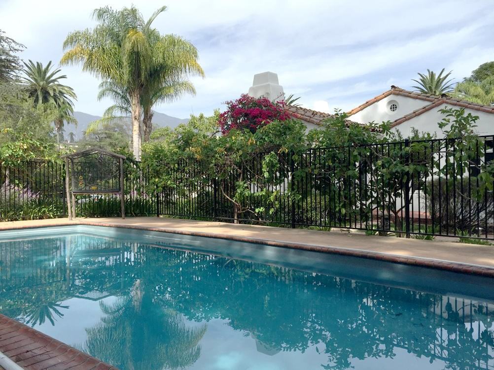 820 Cima Linda Ln - Photo 3 of 3