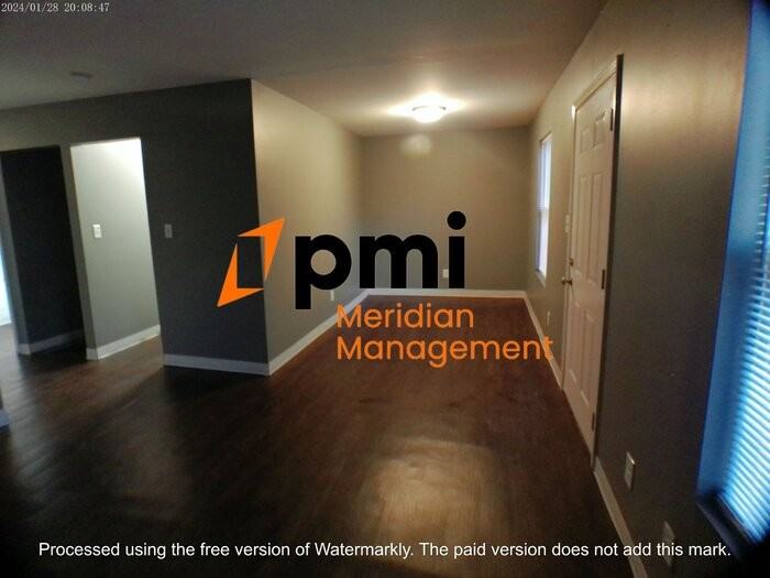 2314 N Dearborn St - Photo 2 of 13