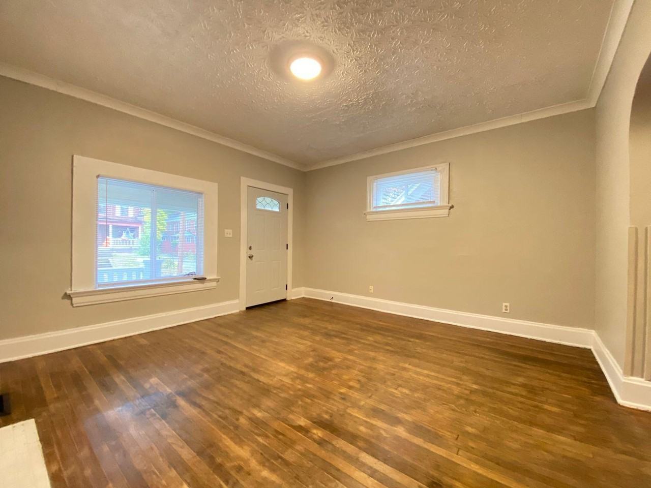 412 Neal Ave - Photo 7 of 20