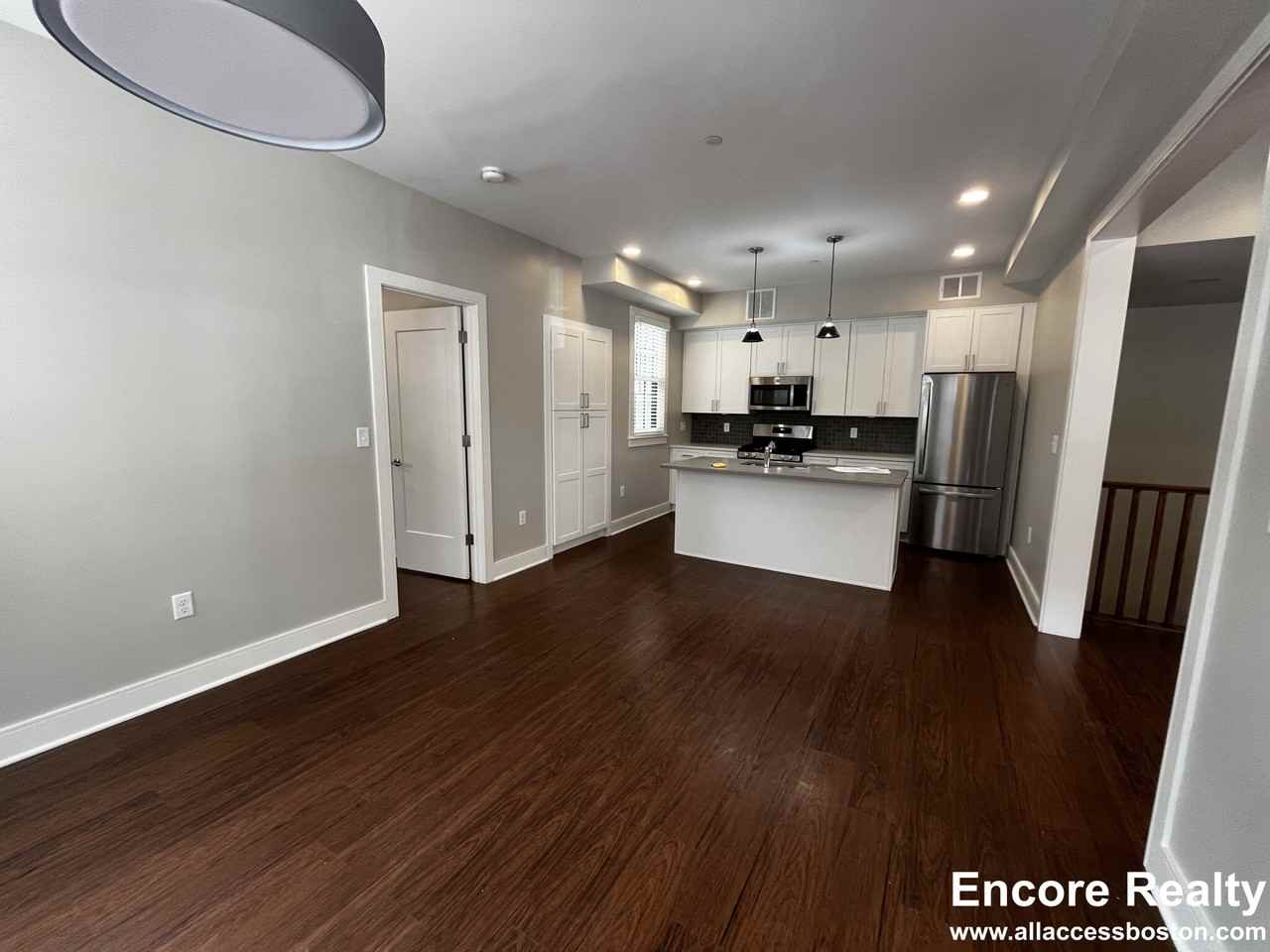 382 Harvard St #1 - Photo 5 of 26