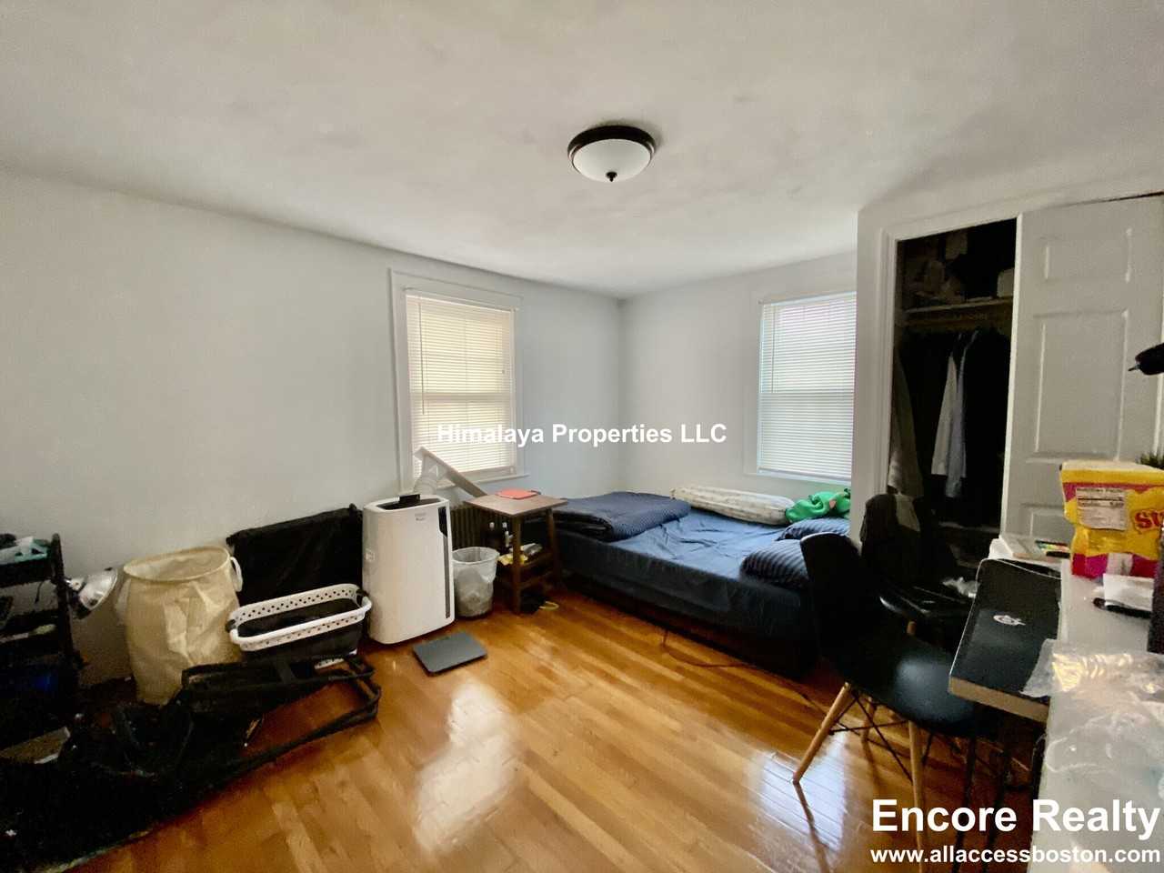 136 Burget Ave #NA - Photo 4 of 9