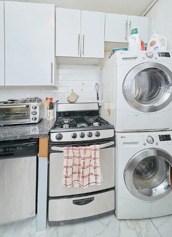 241 E 18th St #4 - Photo 7 of 10