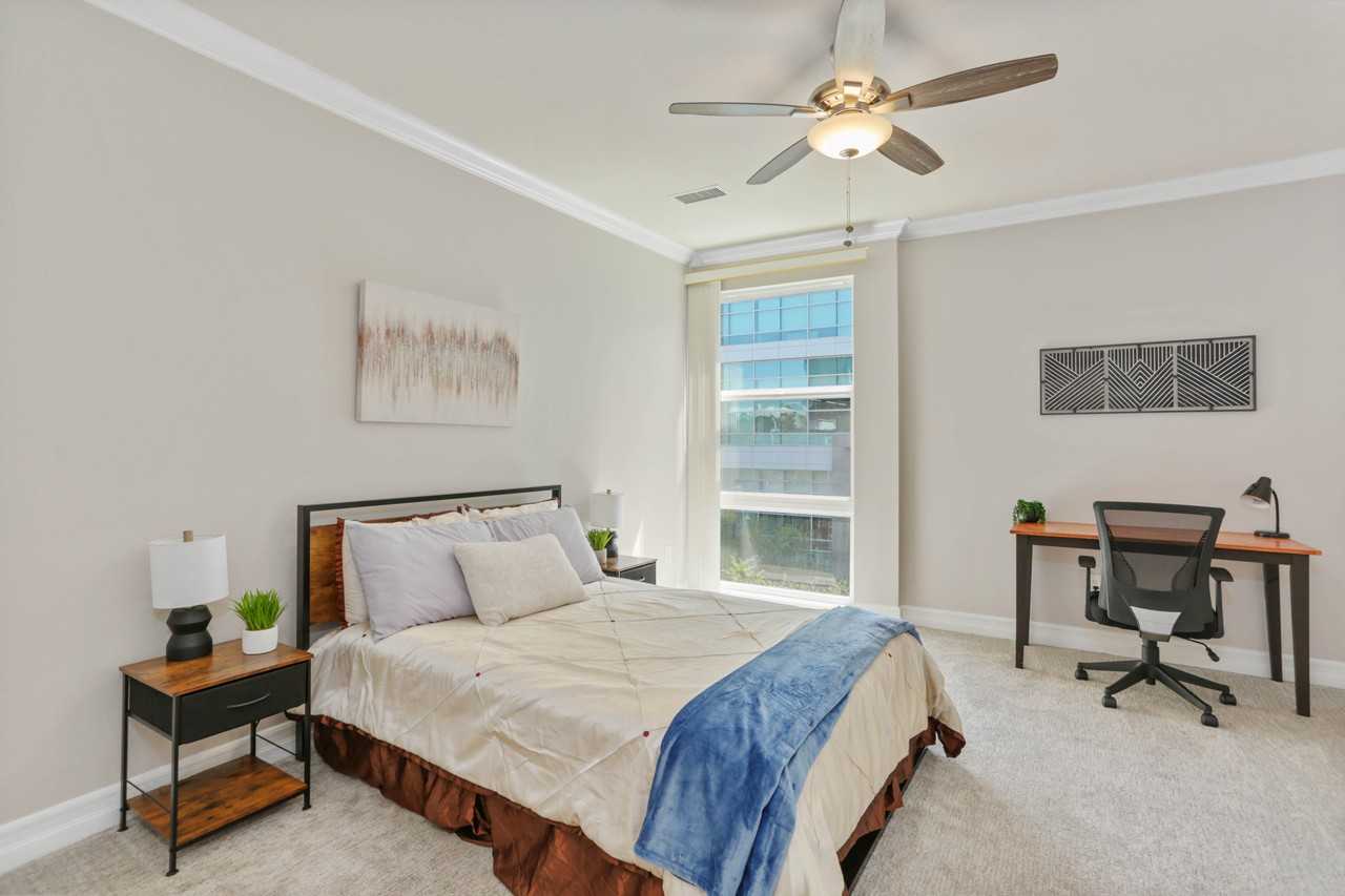 525 11th Ave #1408 - Photo 3 of 31