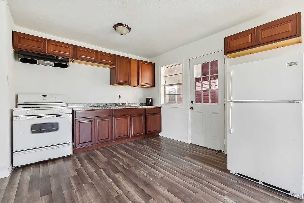 1836 Plaza Drive #A - Photo 4 of 9