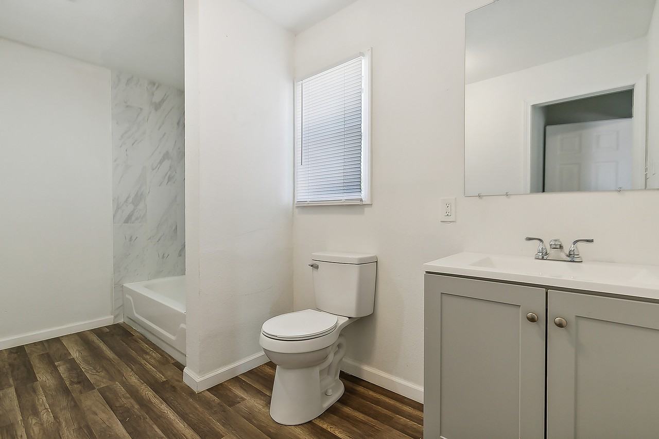 1836 Plaza Drive #A - Photo 5 of 9