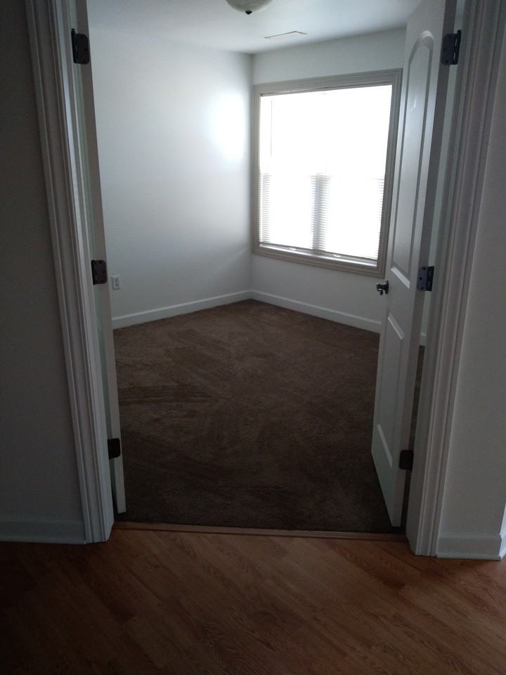 920 Marquette Ave #304 - Photo 5 of 23