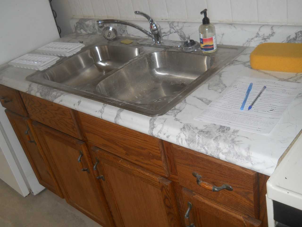 1498 Winchester Ave #UP - Photo 2 of 11