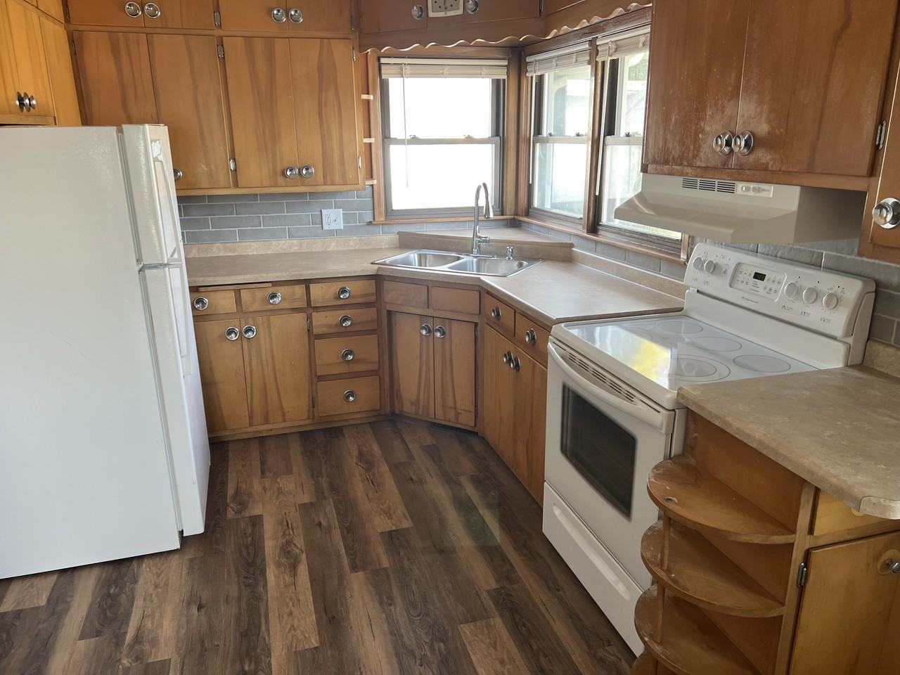 1103 33rd Ave N #NA - Photo 4 of 13
