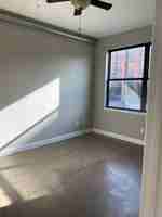 featured image of 721 N Clinton St