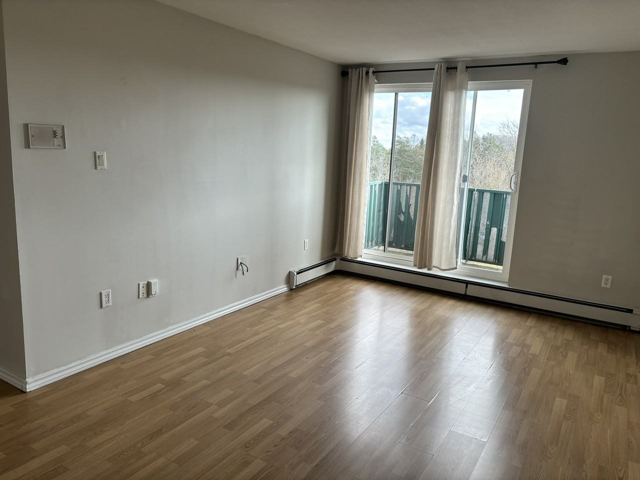 225 210-225 Old Carraige Drive #210 - Photo 5 of 12