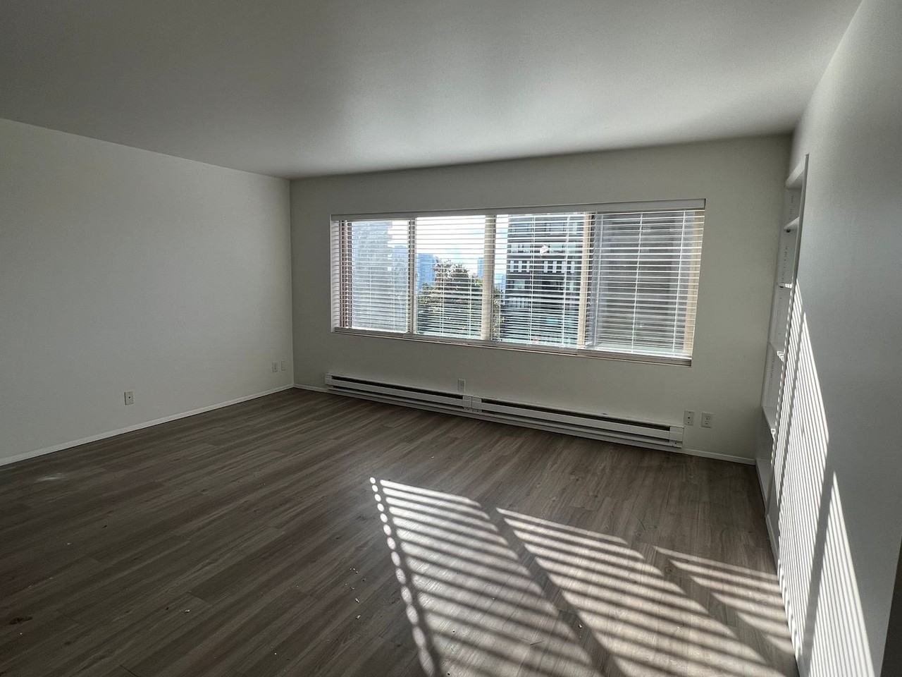 Sheffield Apts. - Photo 2 of 23