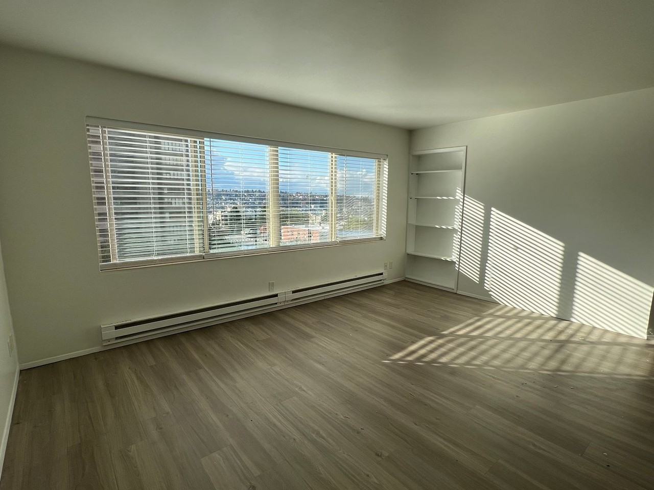 Sheffield Apts. - Photo 4 of 23
