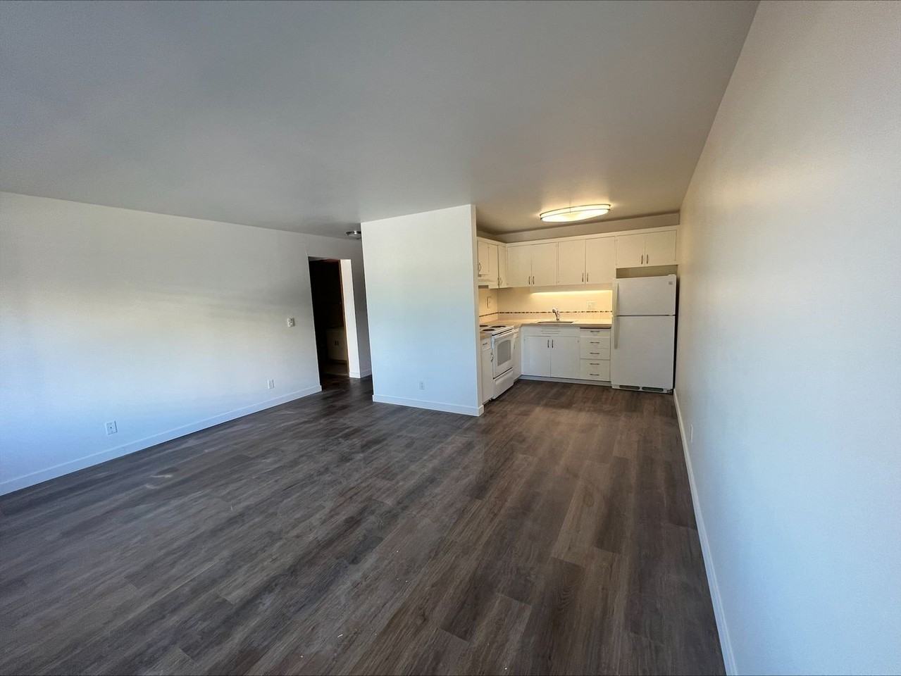Sheffield Apts. - Photo 5 of 23