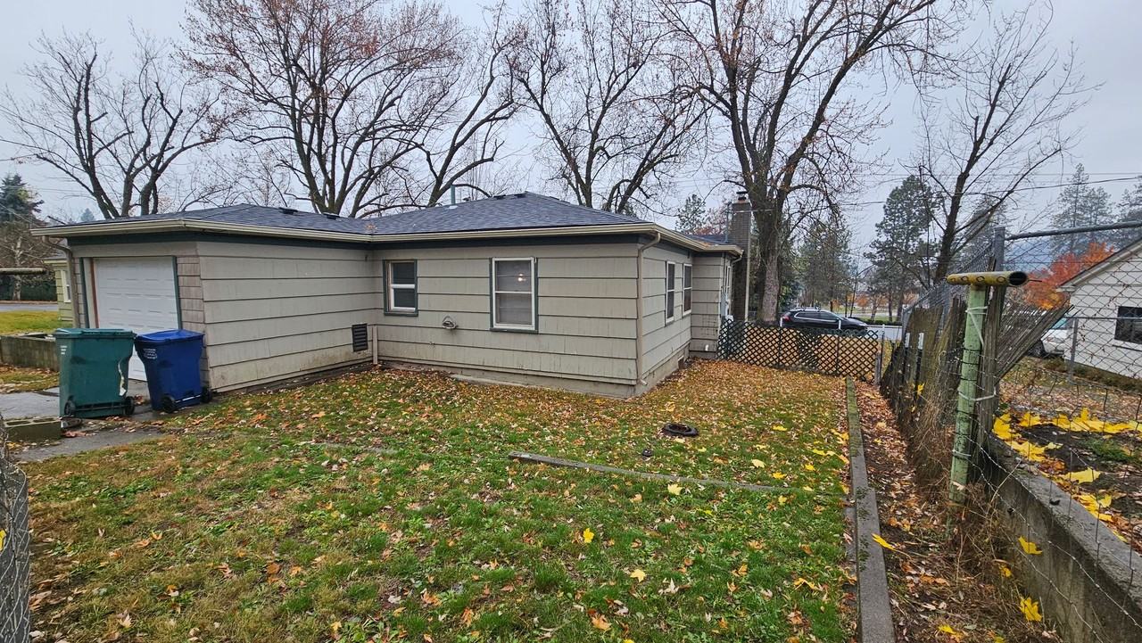 515 W Milwaukee Dr - Photo 3 of 14