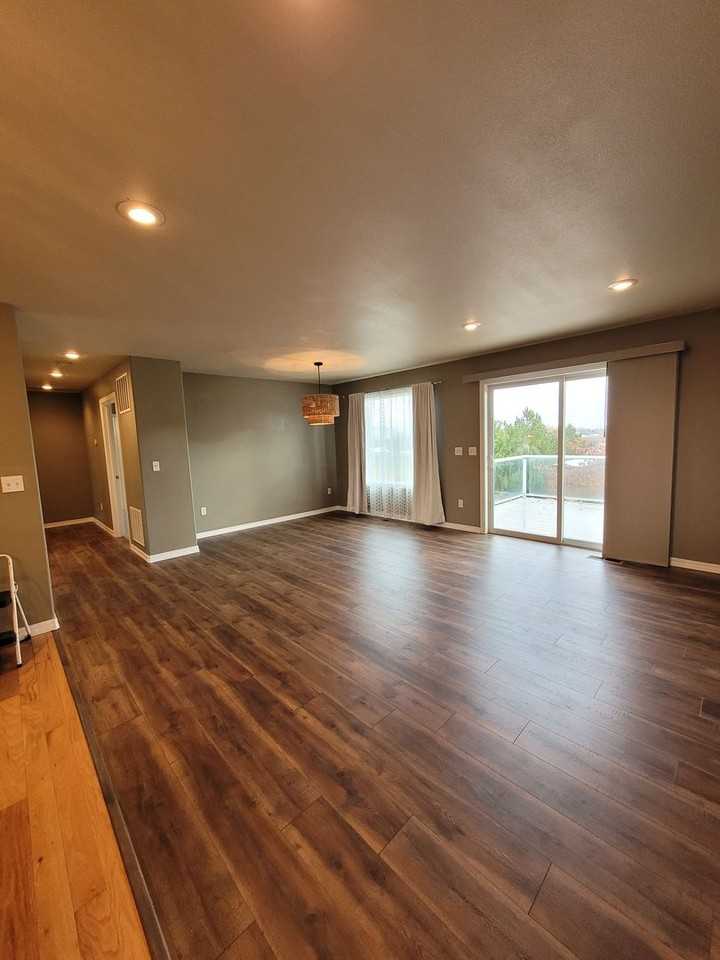 2679 27th St - Photo 5 of 23