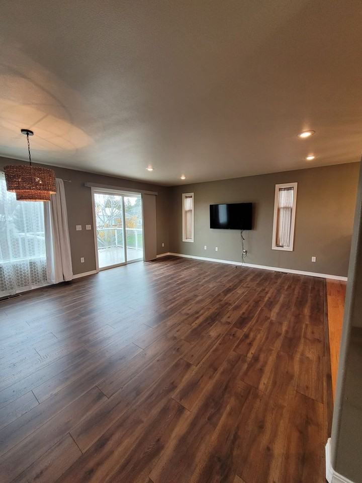 2679 27th St - Photo 6 of 23