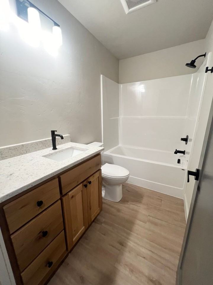 1607 Willow - Photo 7 of 15