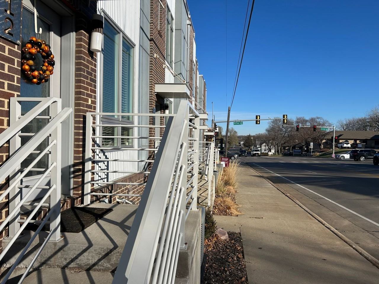 212 E 14th St - Photo 5 of 50