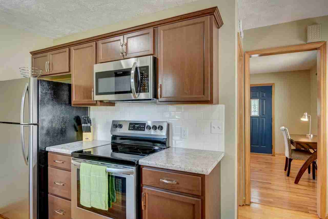 2009 S 56th St - Photo 7 of 16