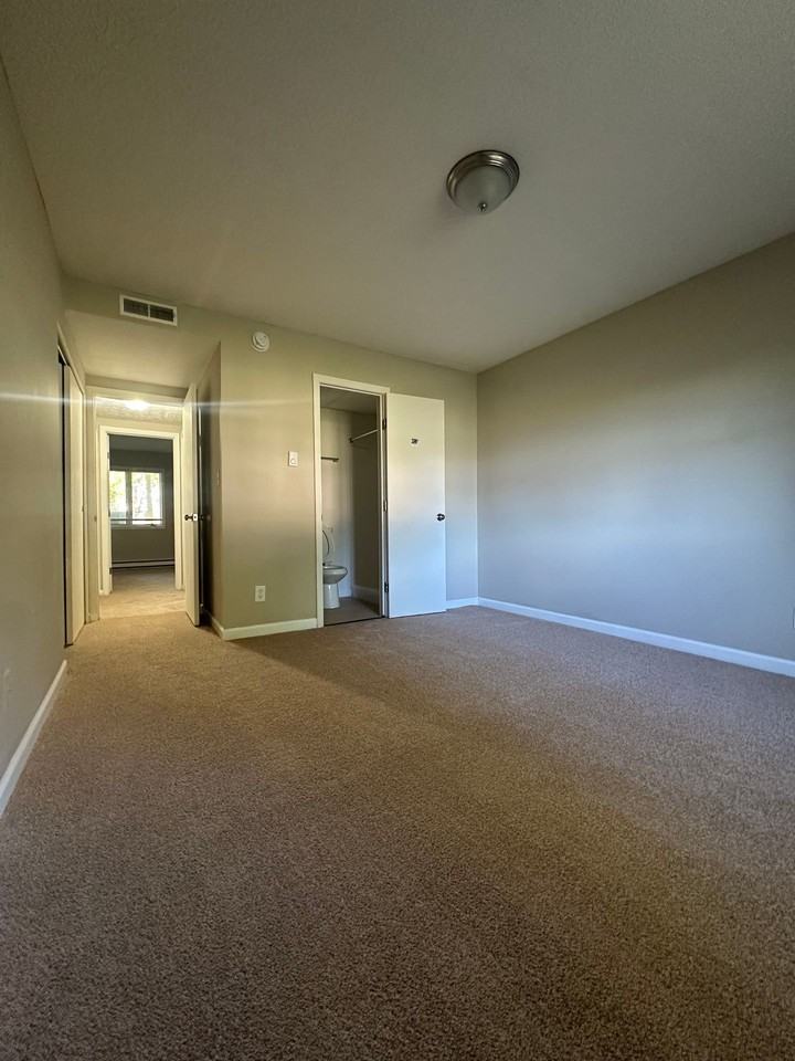 2429-2457 Echo Valley Drive - Photo 3 of 10