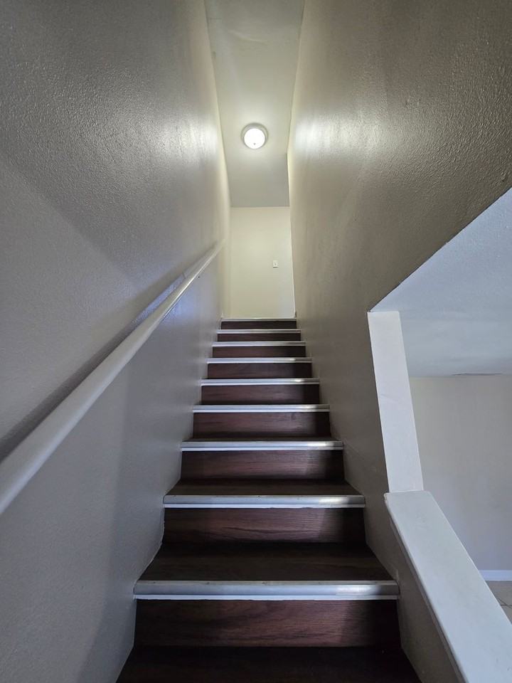 4846 Crowder Blvd - Photo 2 of 12