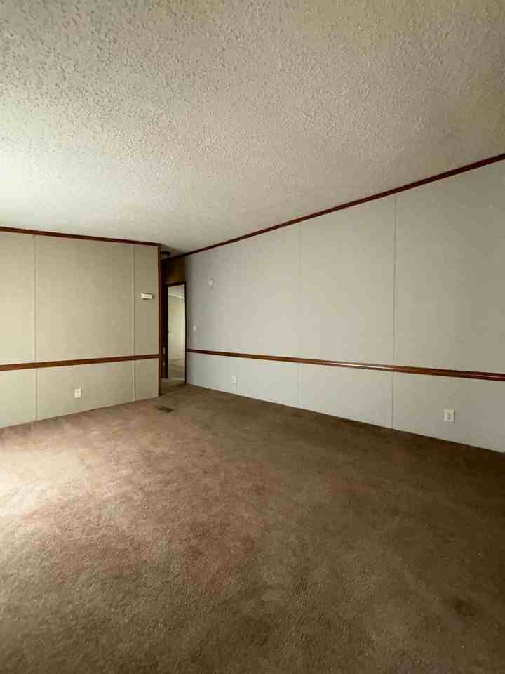 105 Duck Ridge Dr - Photo 2 of 14