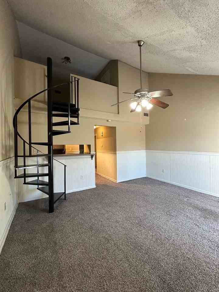 9131A/9149B Ridge Pecan Dr. - Photo 3 of 6