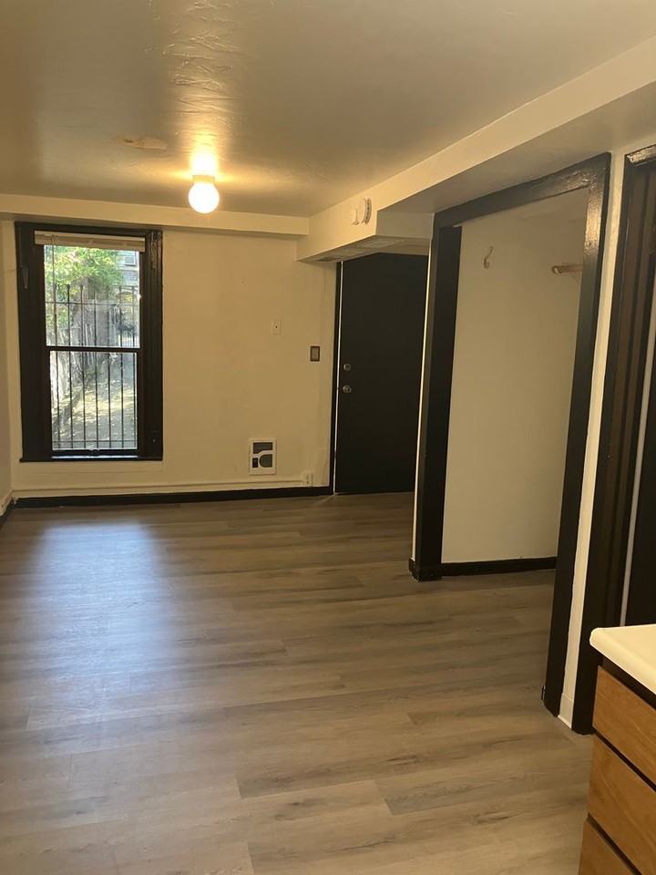 Capitola Apartments - Photo 5 of 18