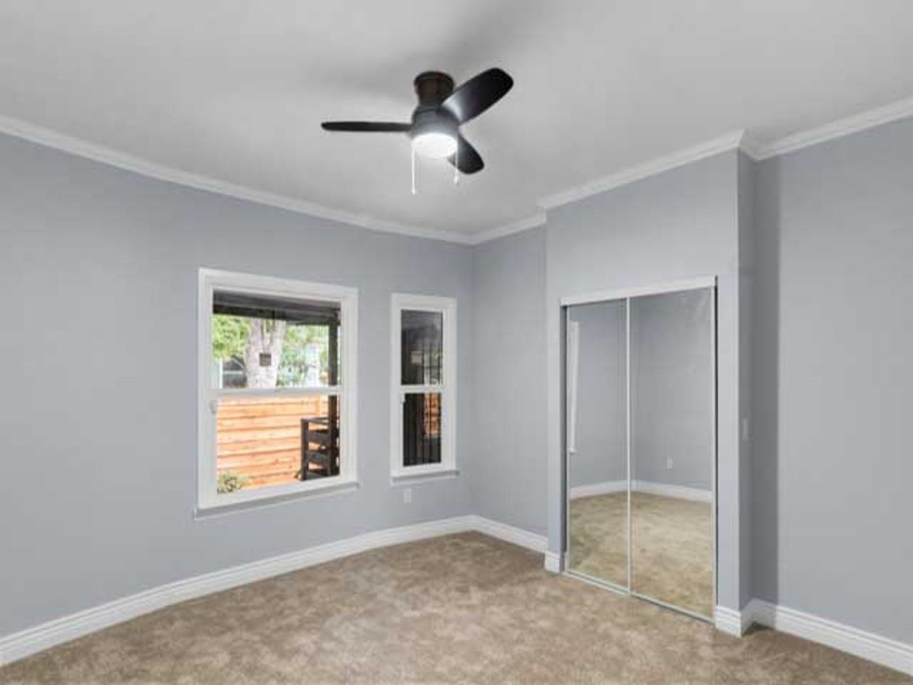 3200 Davis St - Photo 2 of 7