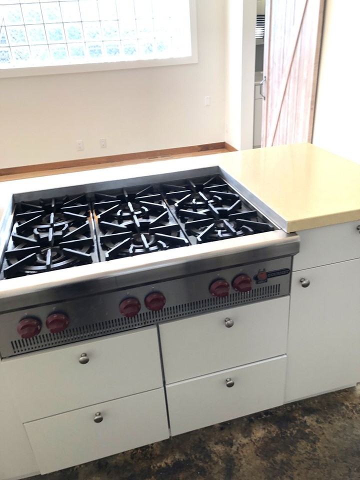 206 Putnam St - Photo 5 of 32