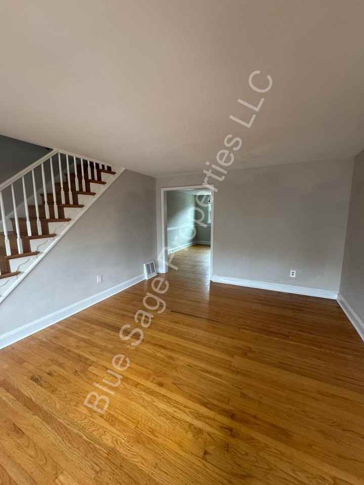 531 S 4th St - Photo 3 of 22