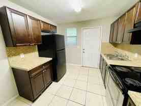 Silver Street Apartments - Photo 1 of 1