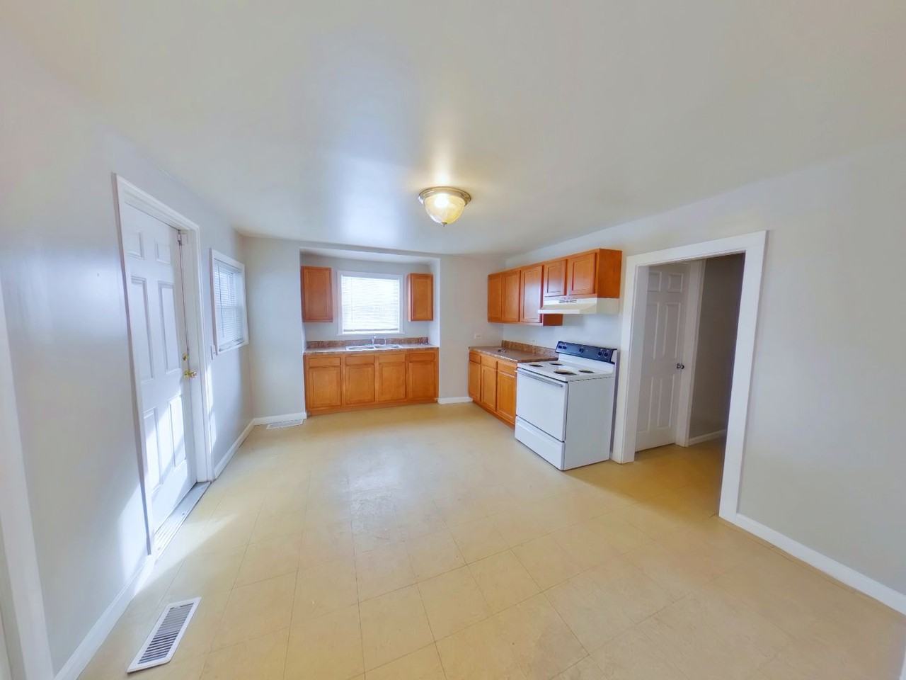 19 Keller St - Photo 3 of 14