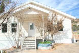 1060 N Louis St - Photo 1 of 1