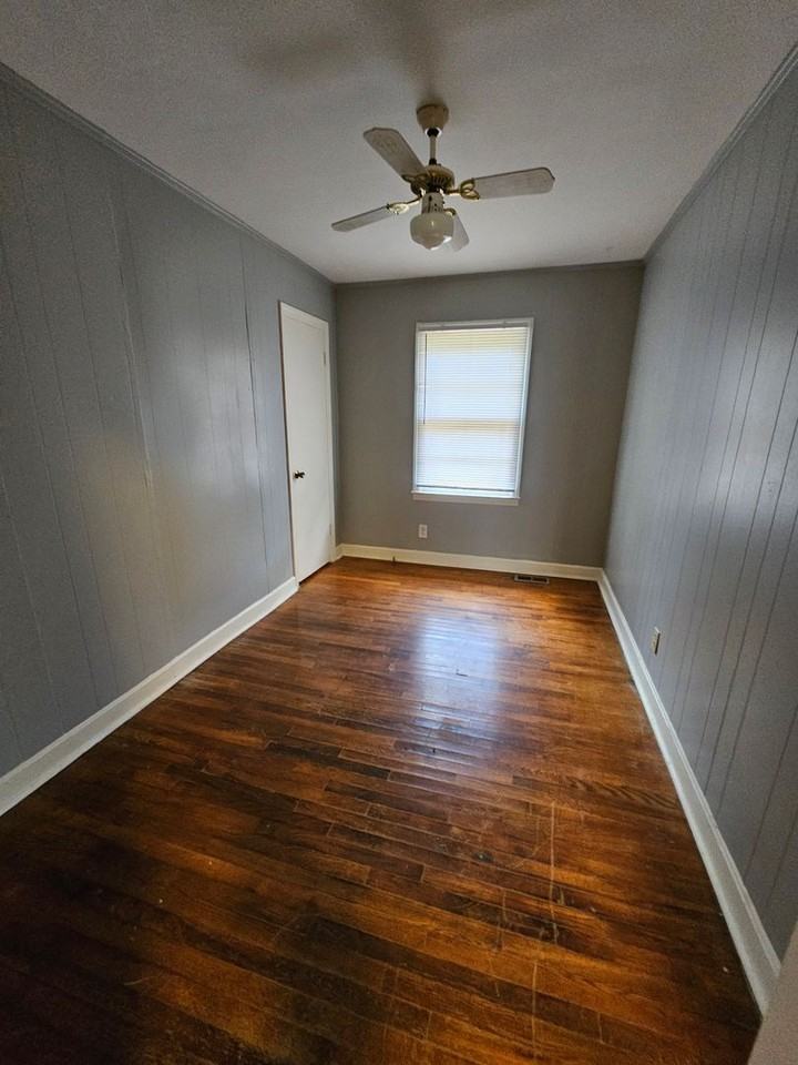 113 Avery Ave - Photo 6 of 11