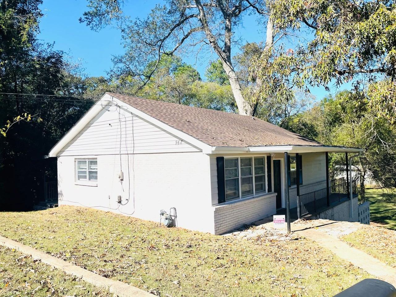 968 Karen Rd - Photo 3 of 12