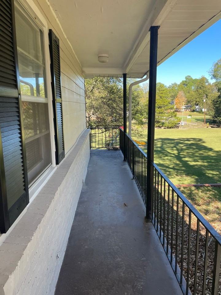 968 Karen Rd - Photo 4 of 12