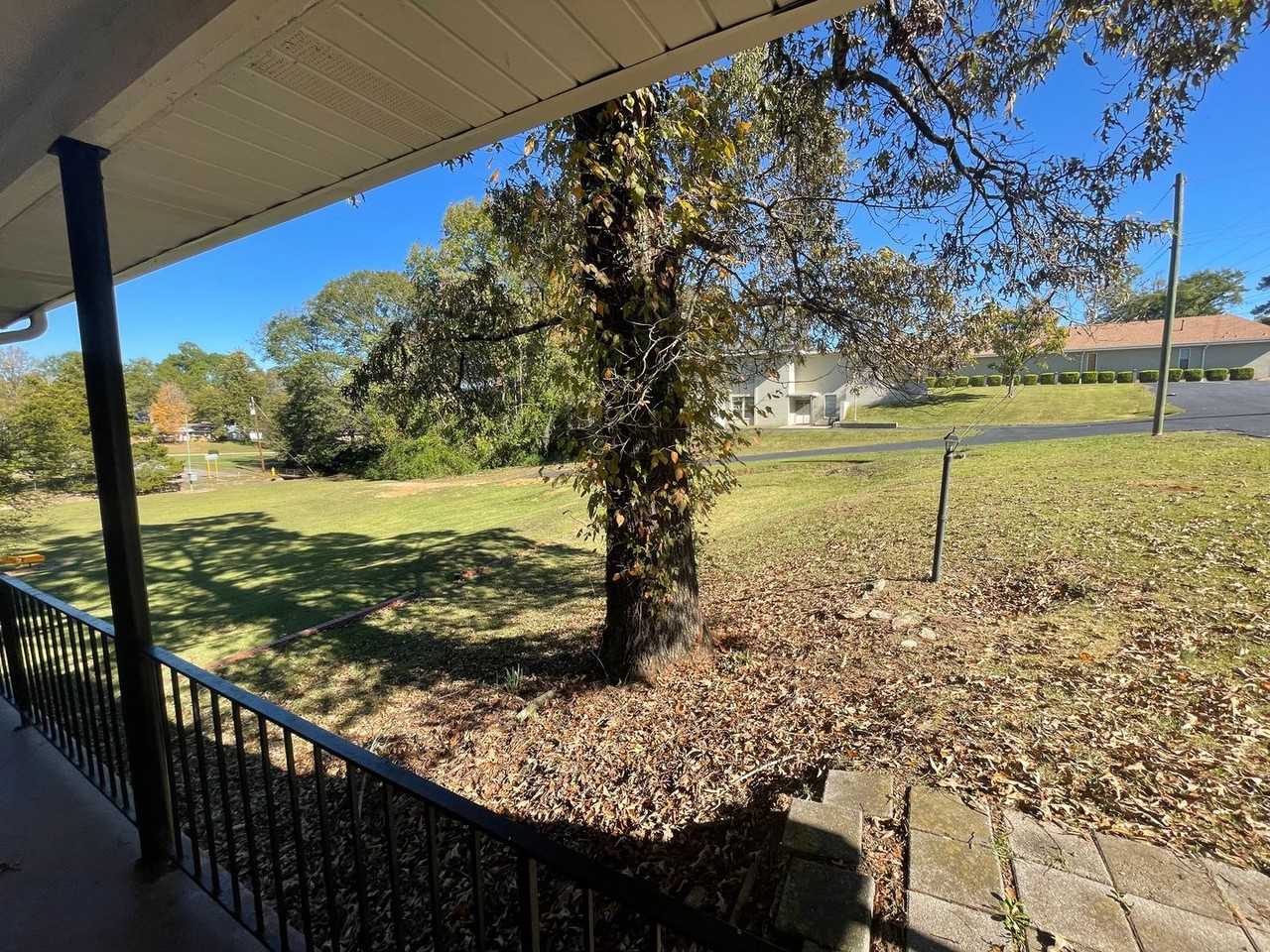 968 Karen Rd - Photo 5 of 12