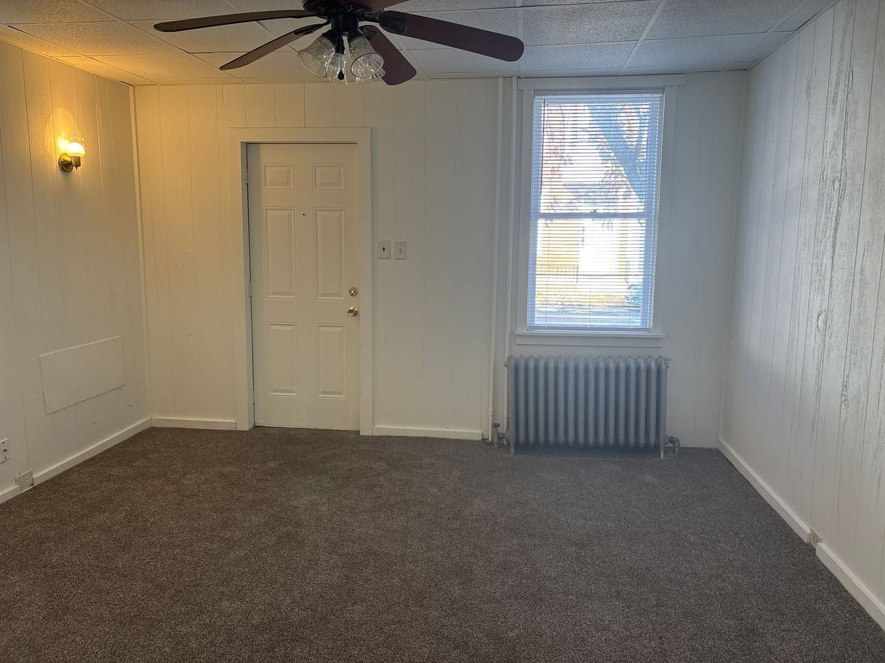 562 W Philadelphia St - Photo 3 of 25