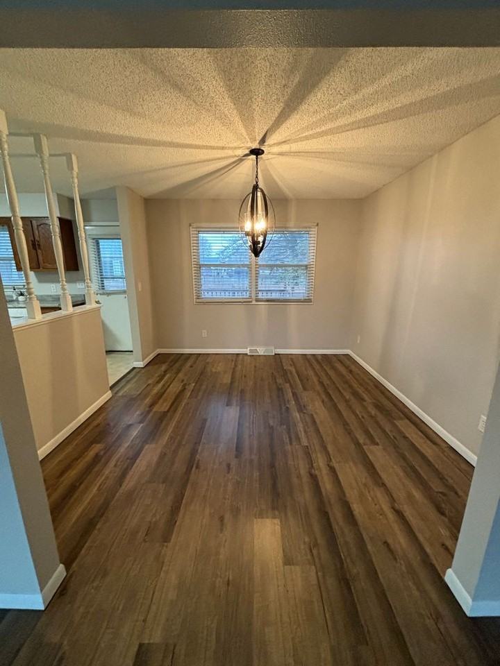 730 Olympic Dr - Photo 5 of 11