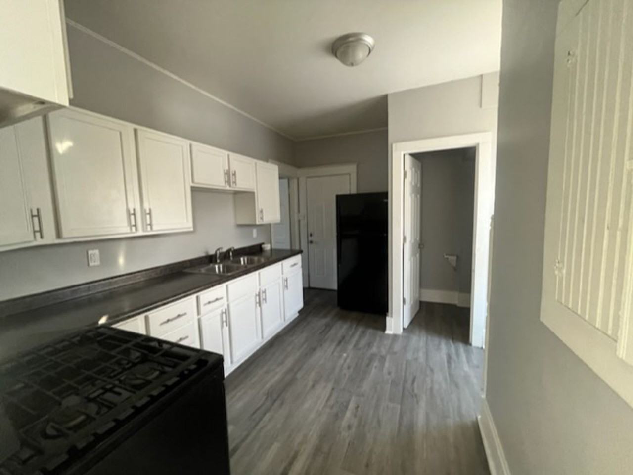 1454 18th St - Photo 3 of 6