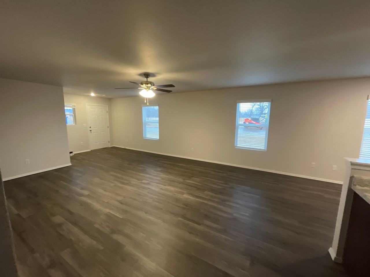 1703 Loveland St - Photo 6 of 17