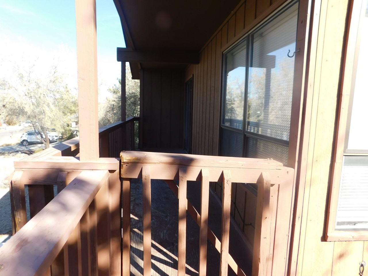 380 1/2 Ridge View Dr - Photo 5 of 23
