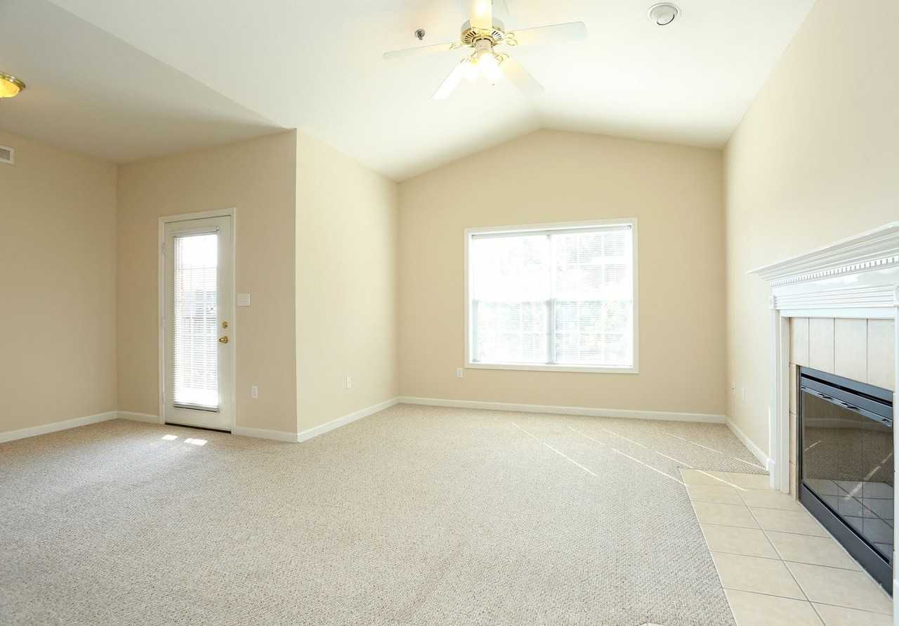 Jackson's Landing - Photo 4 of 34