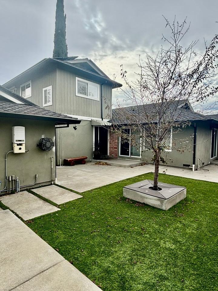 5464 Anselmo Ct - Photo 2 of 39