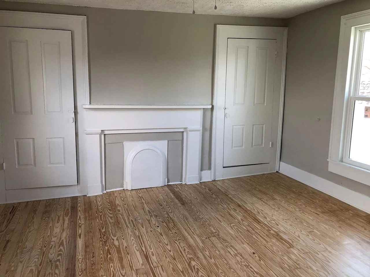 GBH130/132/134 - Photo 2 of 3