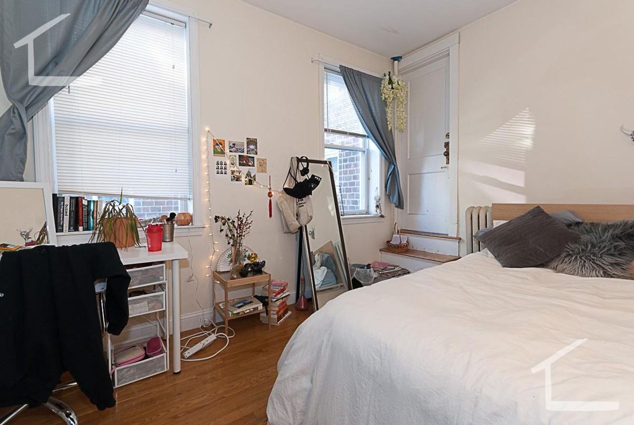 326 Saint Paul St - Photo 7 of 10