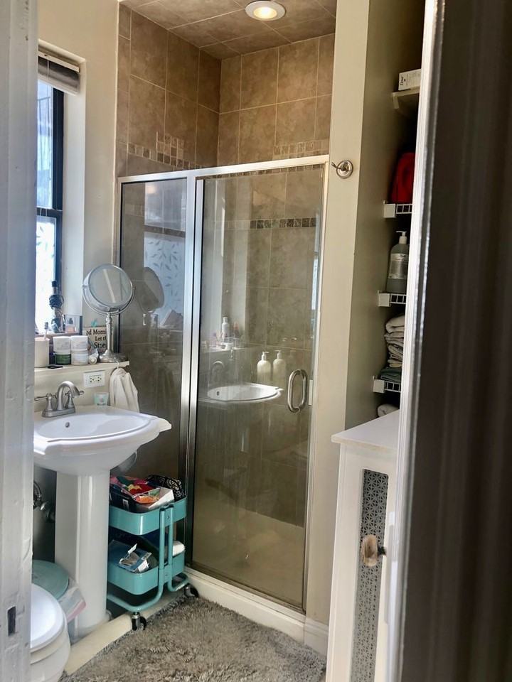 58 Charlesgate East - Photo 4 of 6